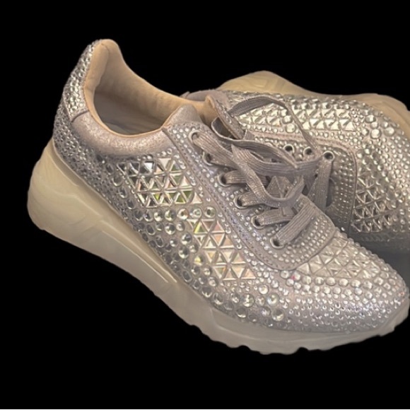 Sparkling Carrissa Sneakers Size US 9M - Picture 15 of 17